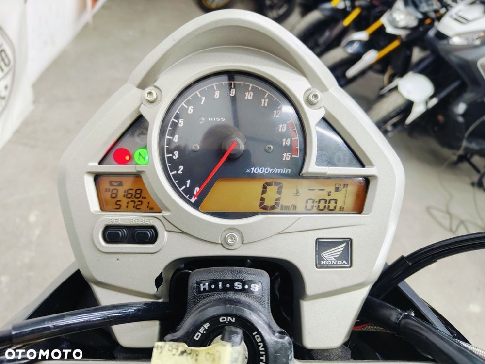 Honda Hornet - 17