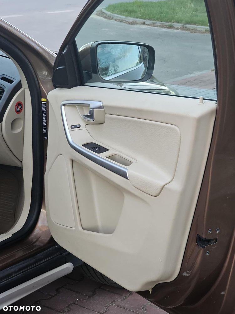 Volvo XC 60 T6 AWD Summum - 9