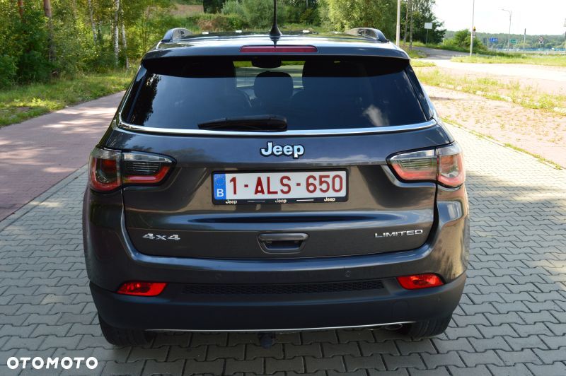 Jeep Compass - 8