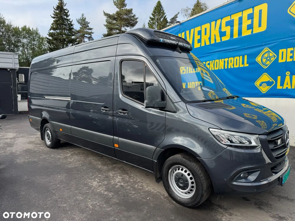 Mercedes-Benz Sprinter 319 - 5