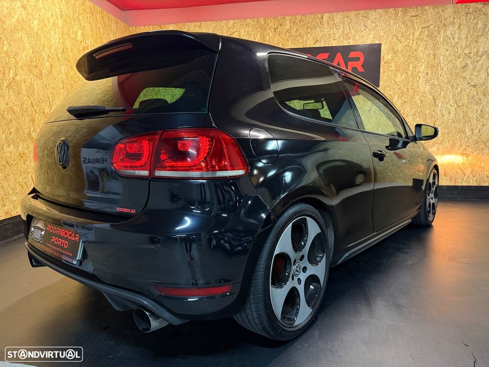 VW Golf 2.0 GTI - 22