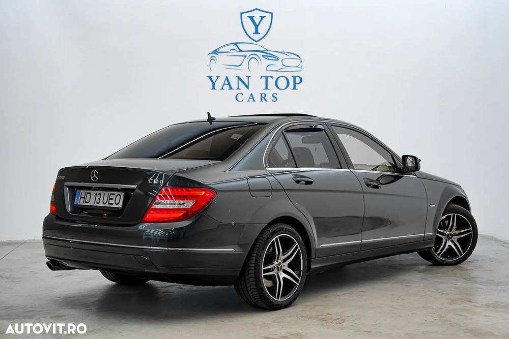 Mercedes-Benz C 220 CDI DPF Automatik Elegance - 2
