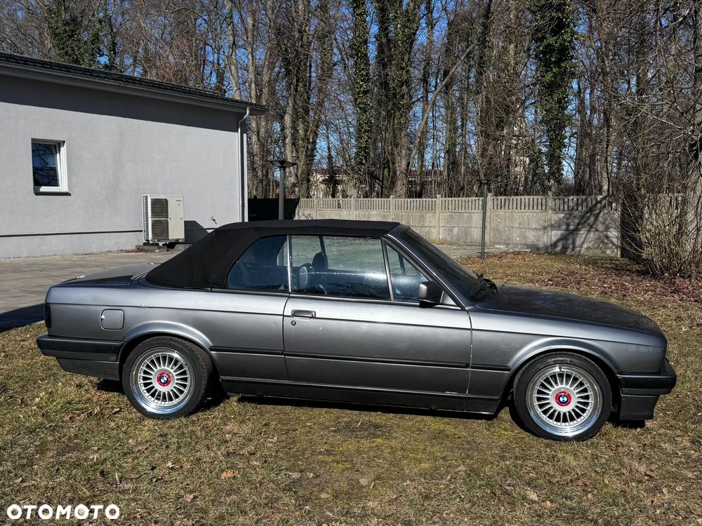 BMW Seria 3 325i - 9