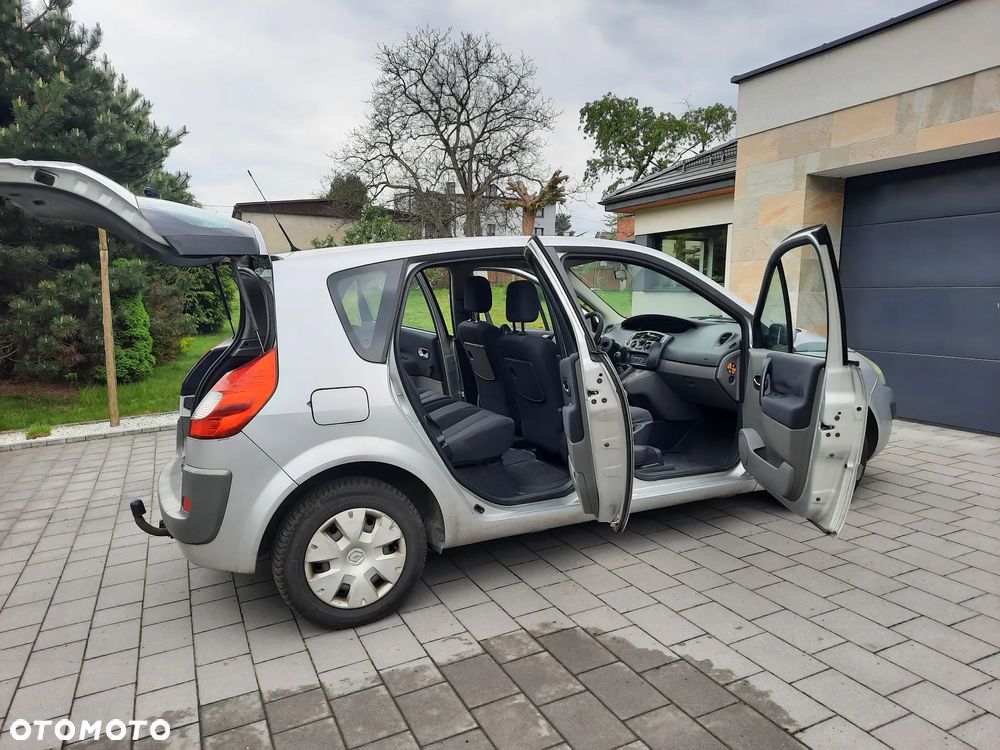 Renault Scenic 1.5 dCi Alize - 11
