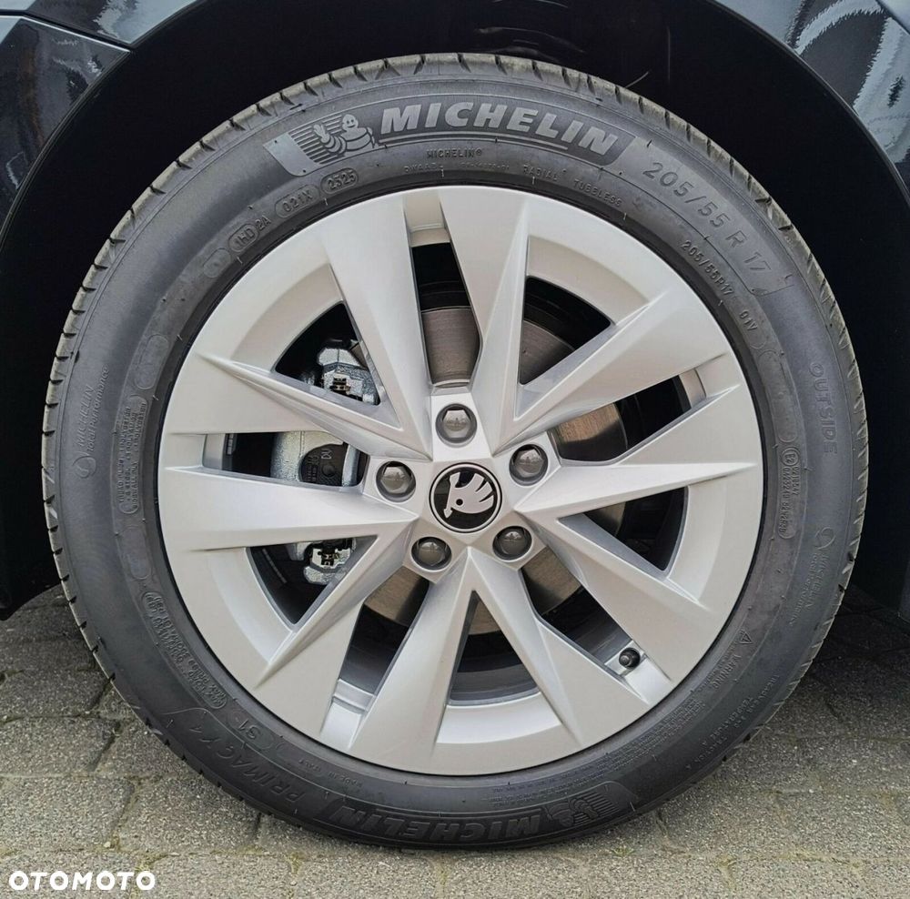 Skoda Octavia 2.0 TDI Selection DSG - 27