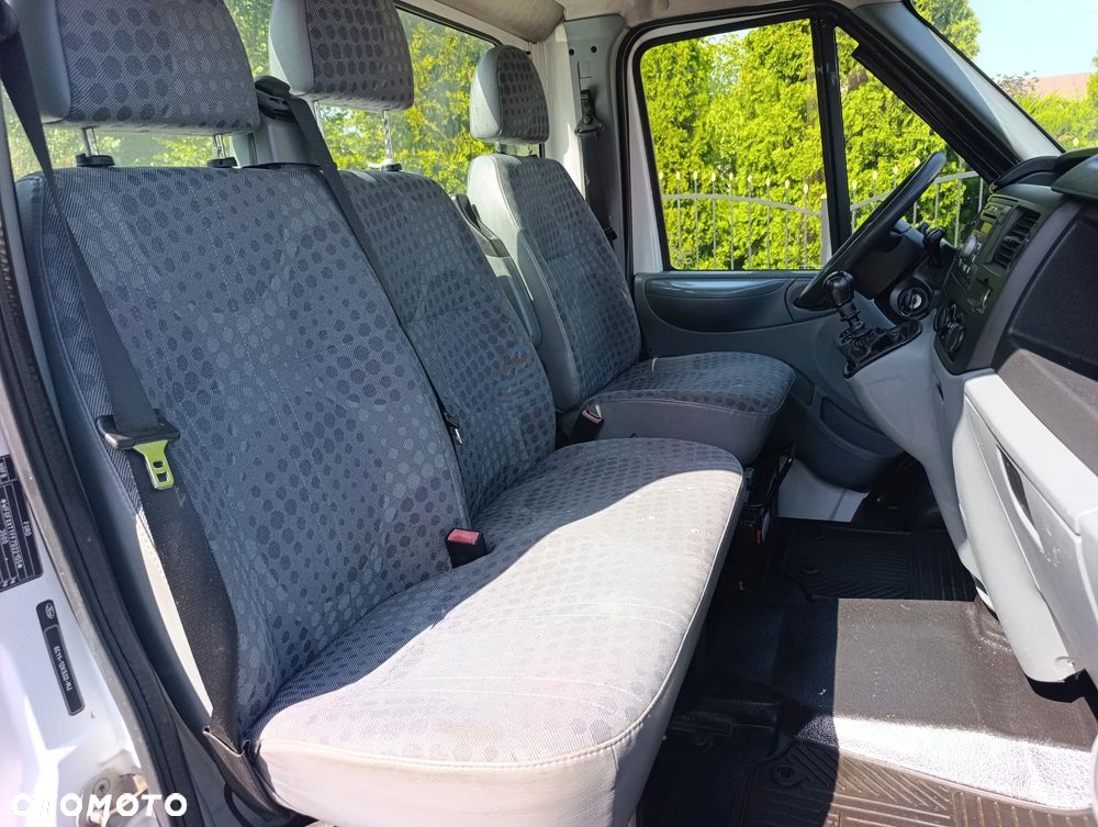 Ford Transit - 15
