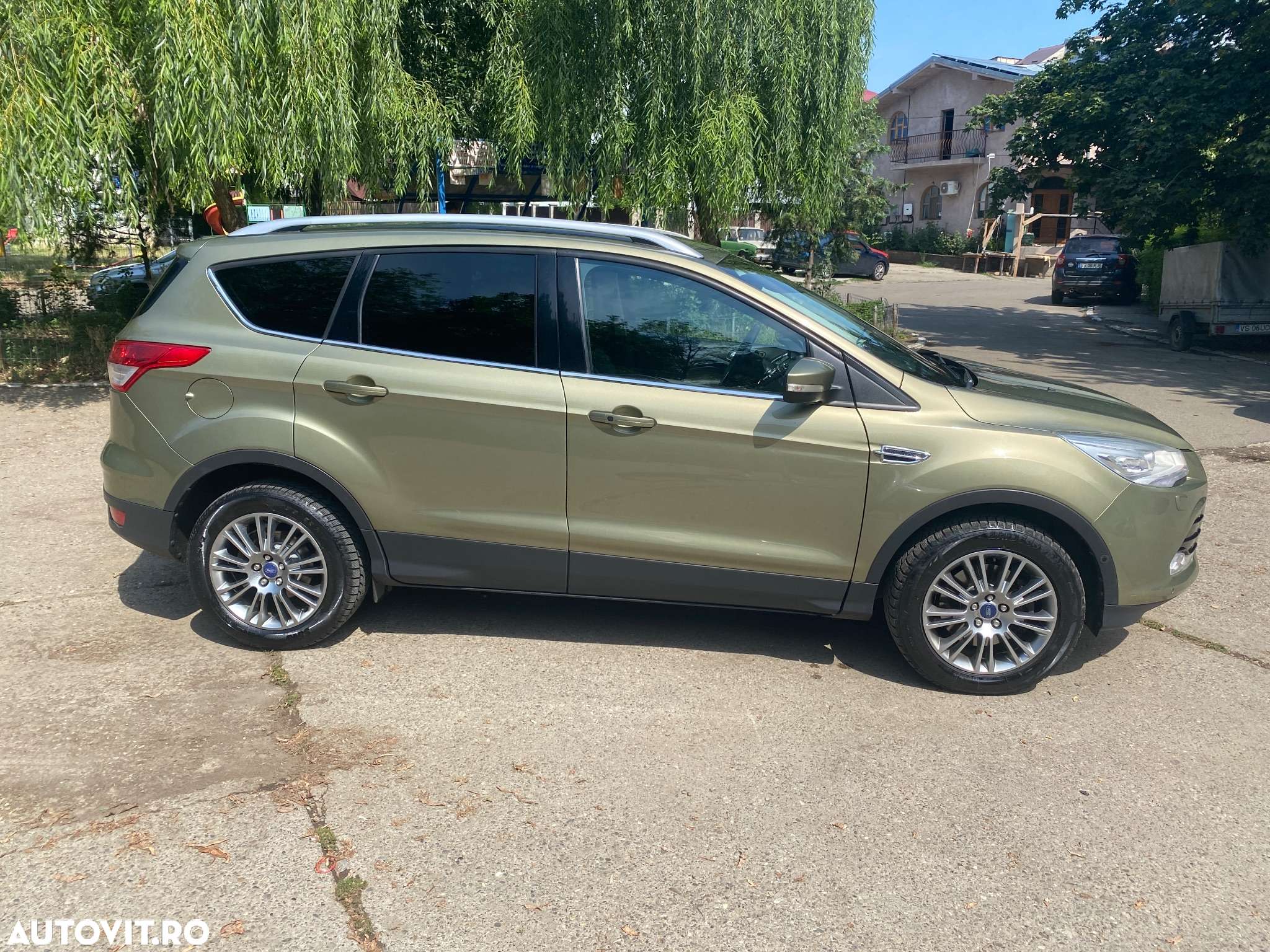 Ford Kuga - 6