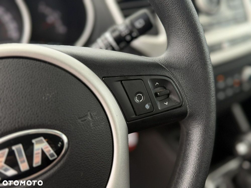 Kia Venga - 19