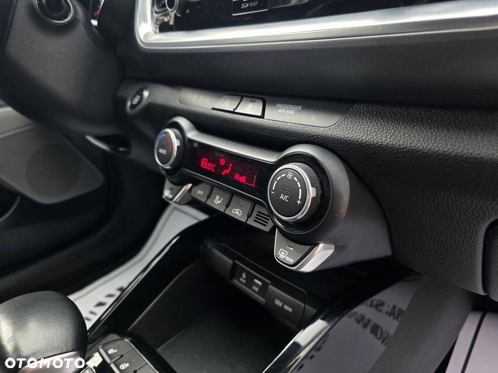 Kia Stonic 1.0 T-GDI DCT OPF Platinum Edition - 24