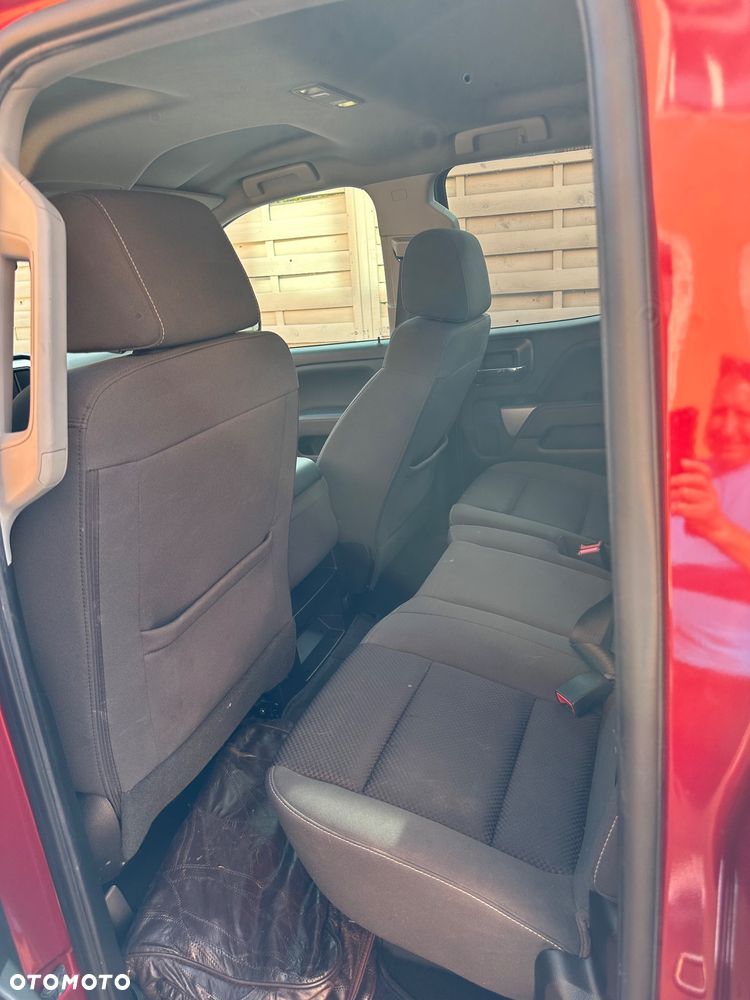 Chevrolet Silverado - 16