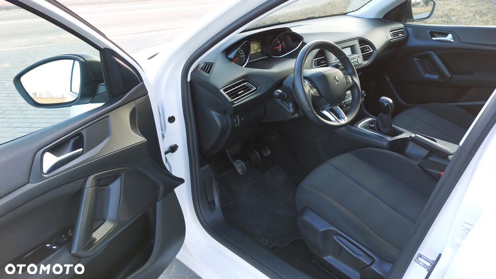 Peugeot 308 1.2 VTi/PureTech Active - 9