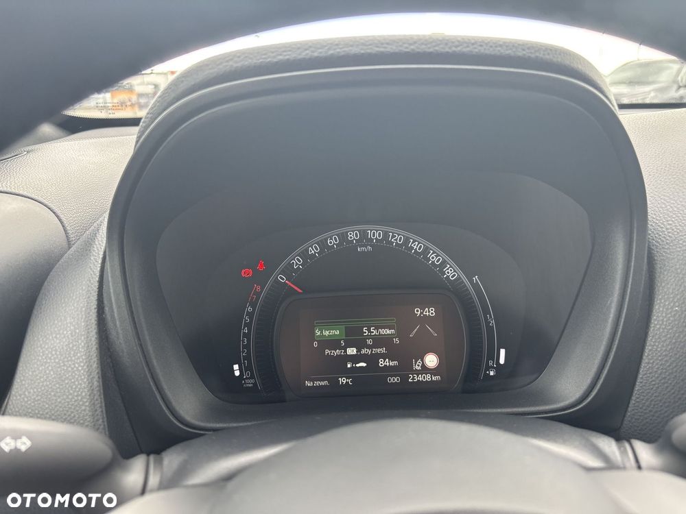 Toyota Aygo X - 16