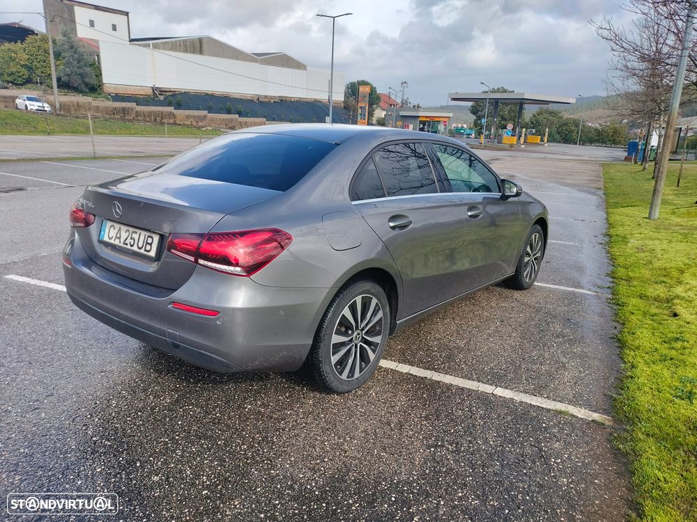 Mercedes-Benz A 250 Limousine e - 7