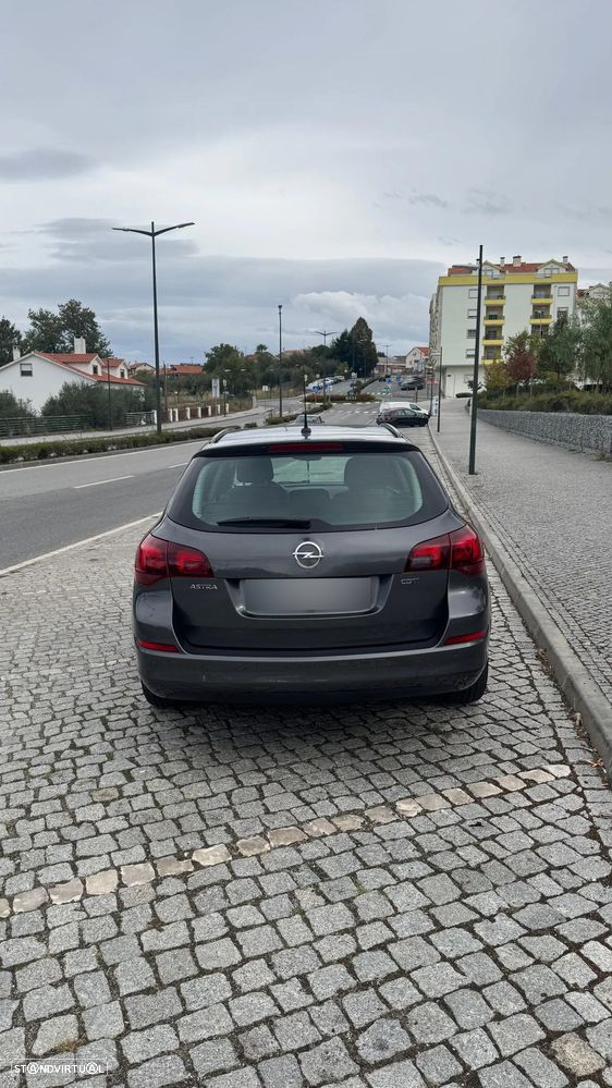Opel Astra Sports Tourer - 5