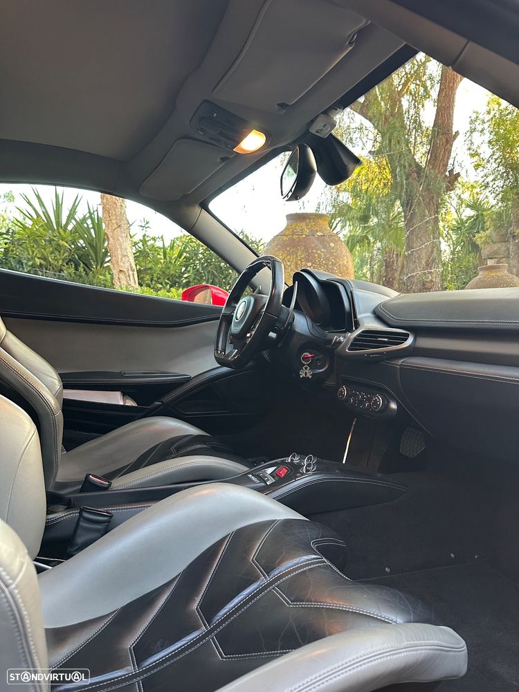 Ferrari 458 Spider - 7