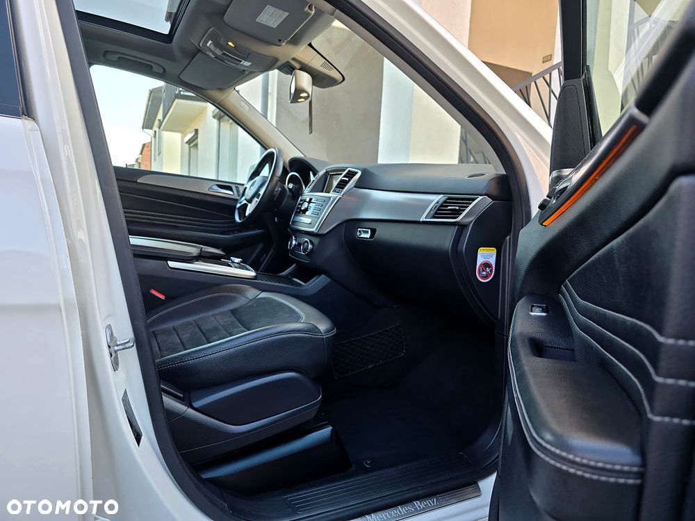 Mercedes-Benz ML 350 BlueTEC 4MATIC 7G-TRONIC - 7