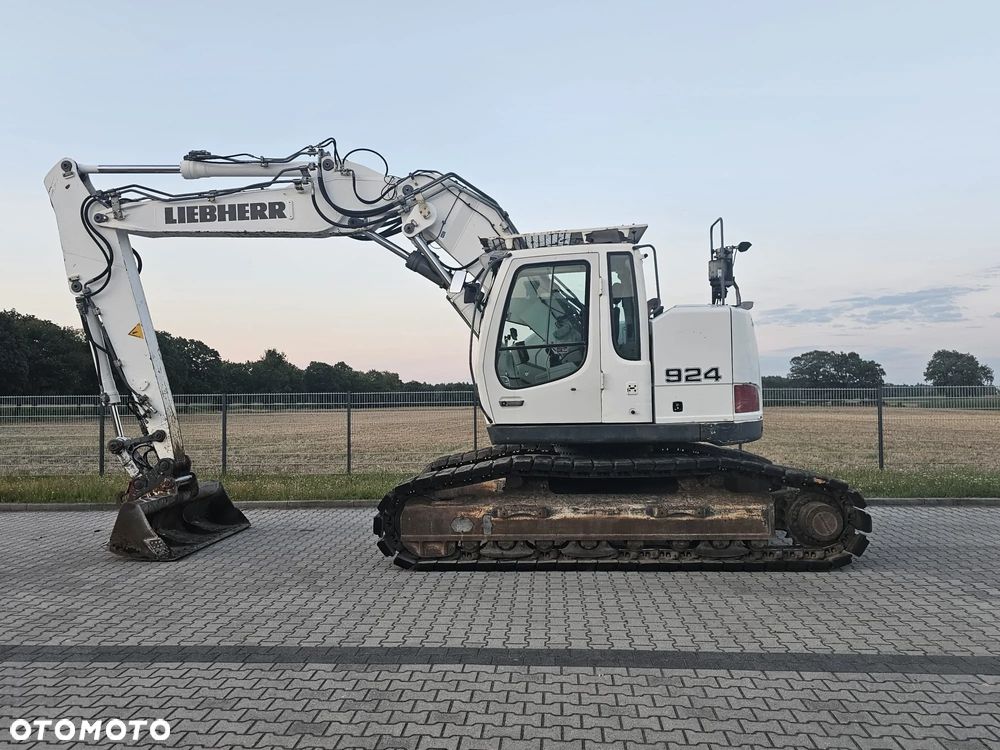Liebherr compact 924 - 2