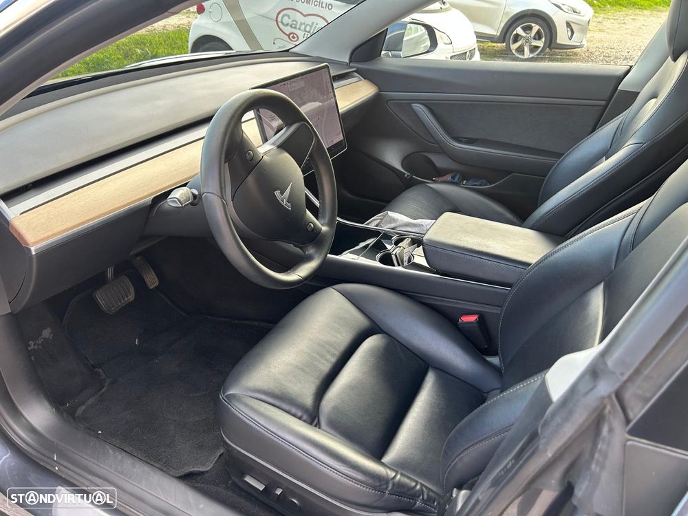 Tesla Model 3 Standard Range Plus RWD - 4