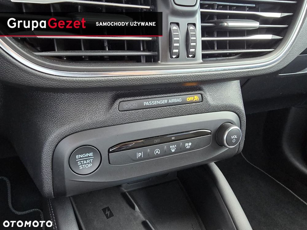 Ford Focus 1.0 EcoBoost mHEV Titanium X - 27