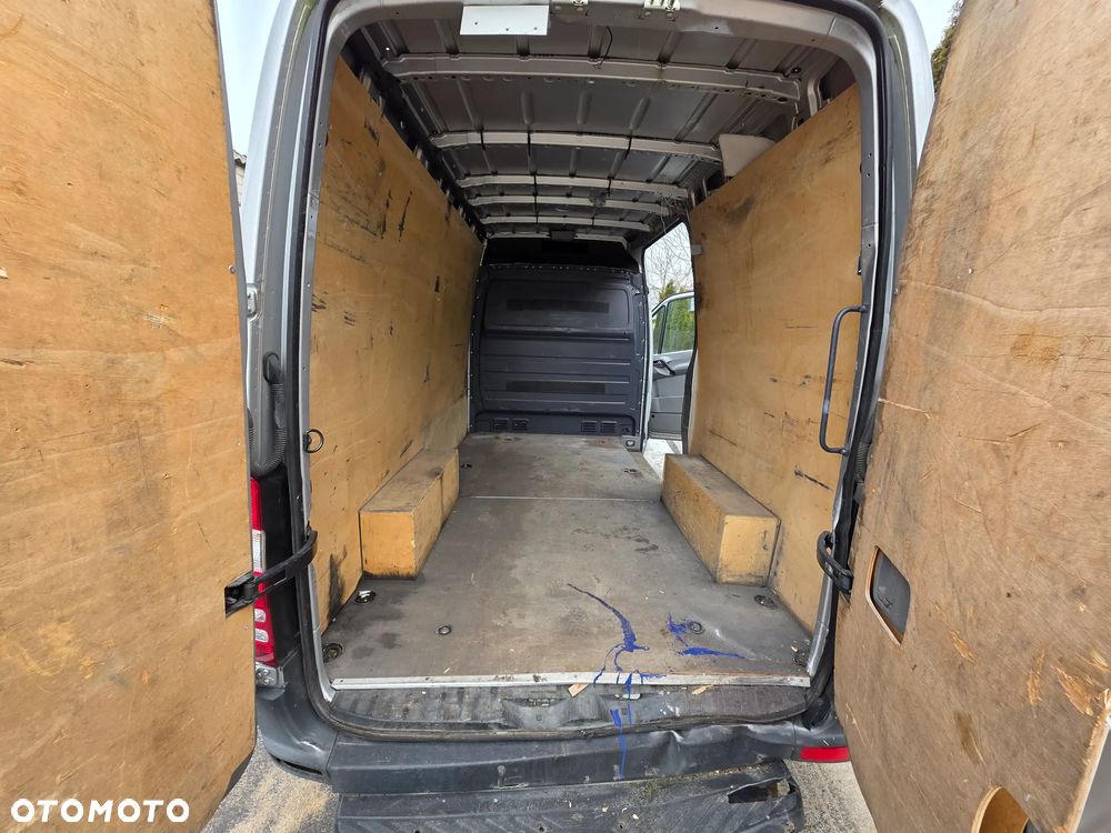 Mercedes-Benz Sprinter - 15