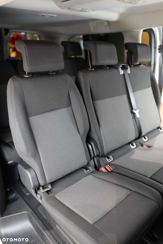Toyota Proace Verso - 32