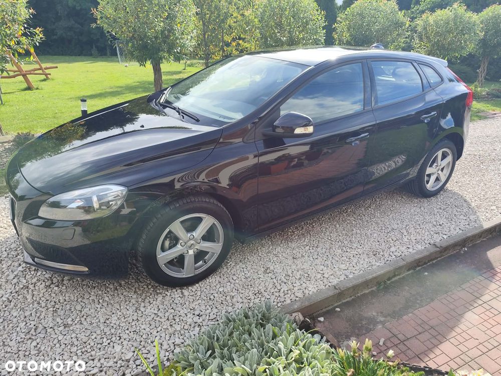 Volvo V40 D2 - 15