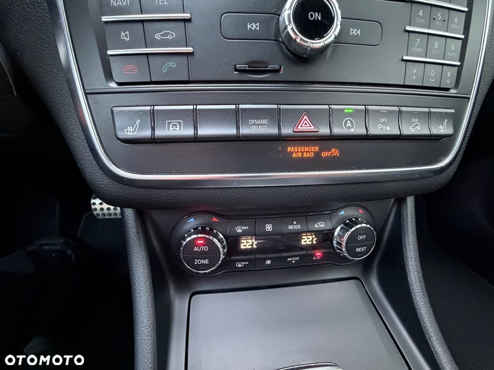 Mercedes-Benz GLA 250 4-Matic - 23