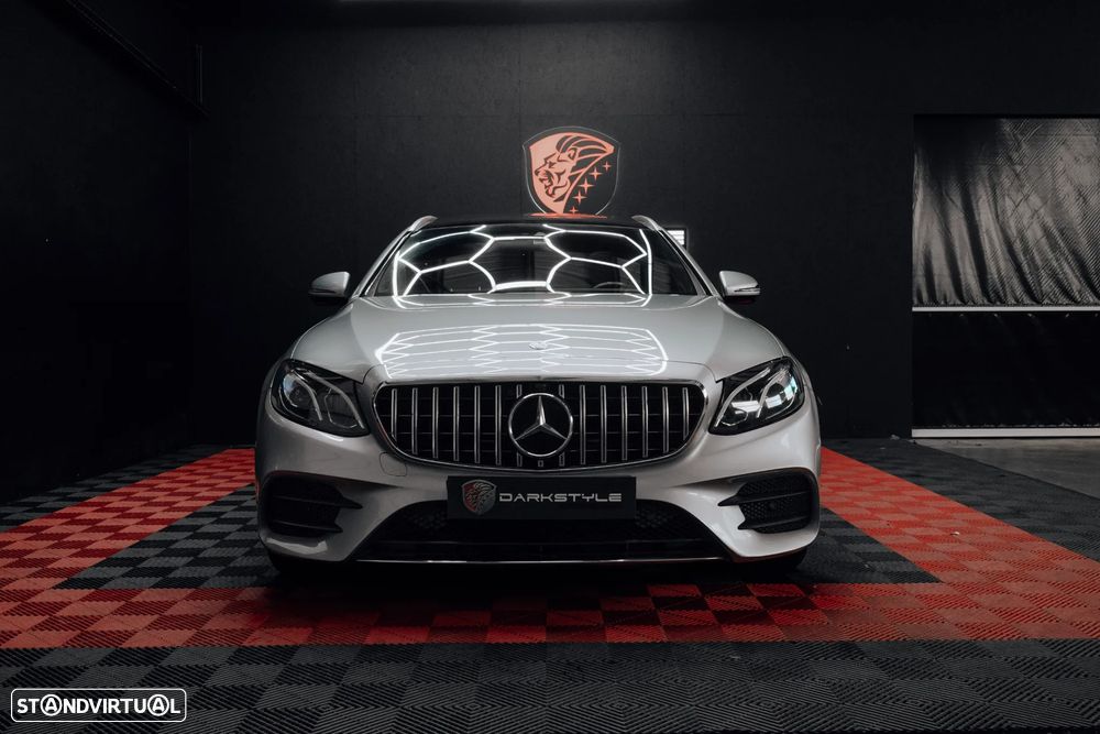 Mercedes-Benz E 220 d AMG Line - 2