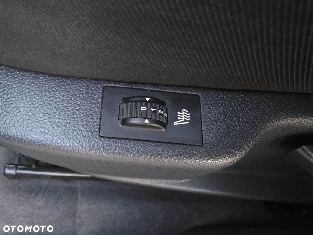 Peugeot 5008 HDI FAP 110 Family - 21