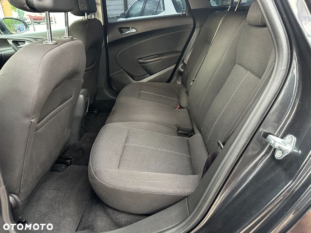 Opel Astra - 25