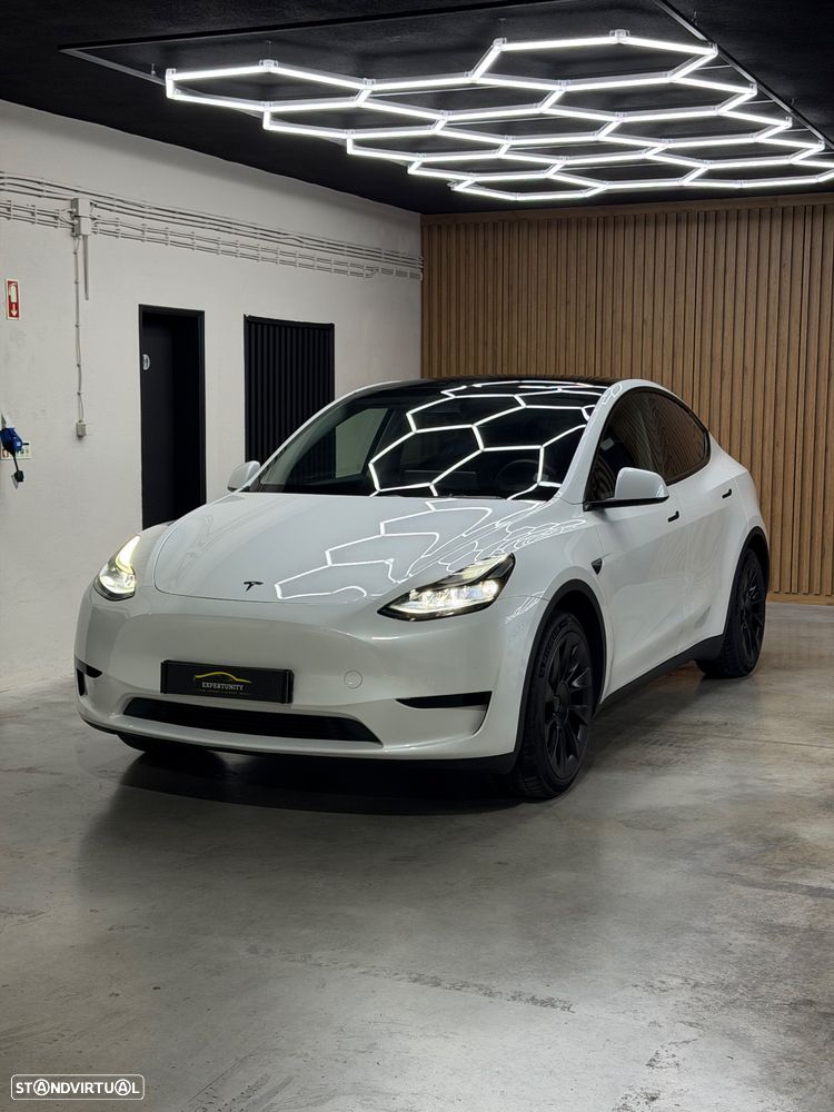 Tesla Model Y Standard - 3