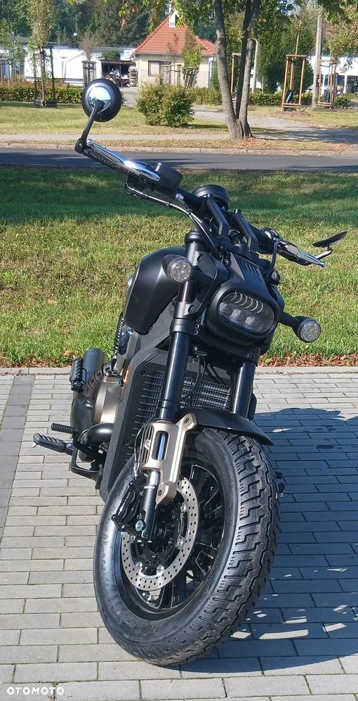 QJMOTOR SRV 600V - 12