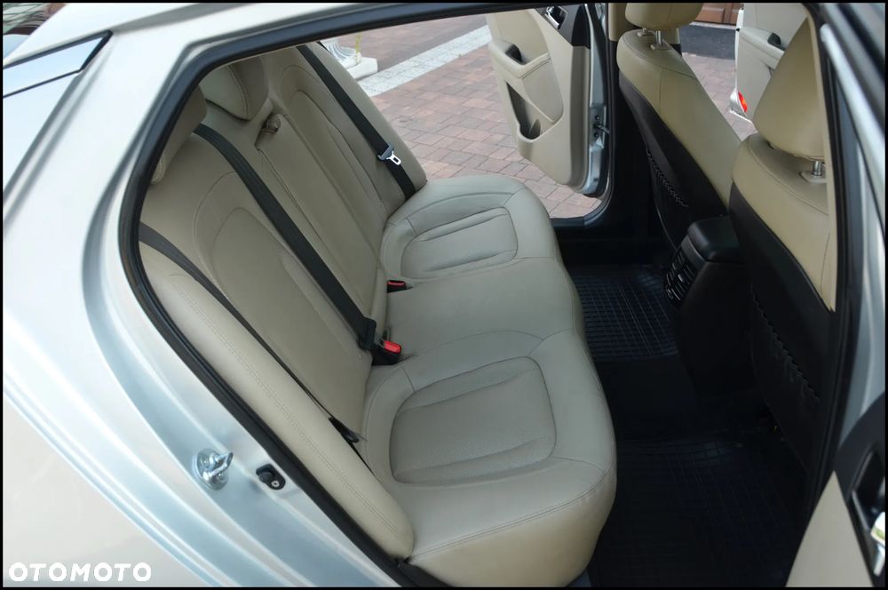 Kia Optima - 36