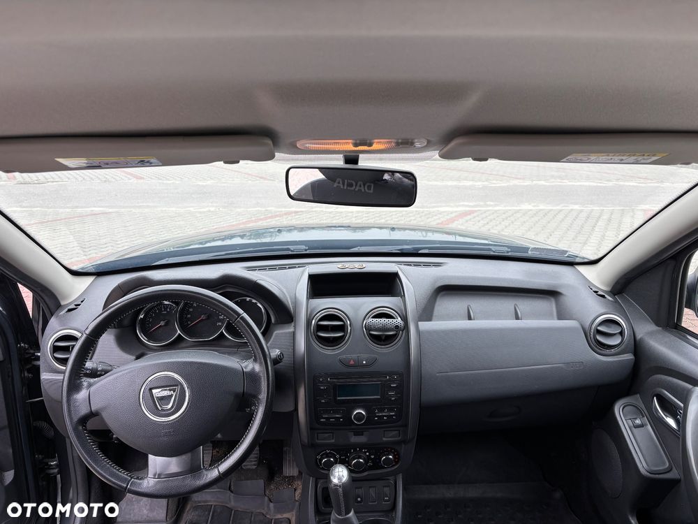 Dacia Duster 1.6 SCe Laureate S&S - 15