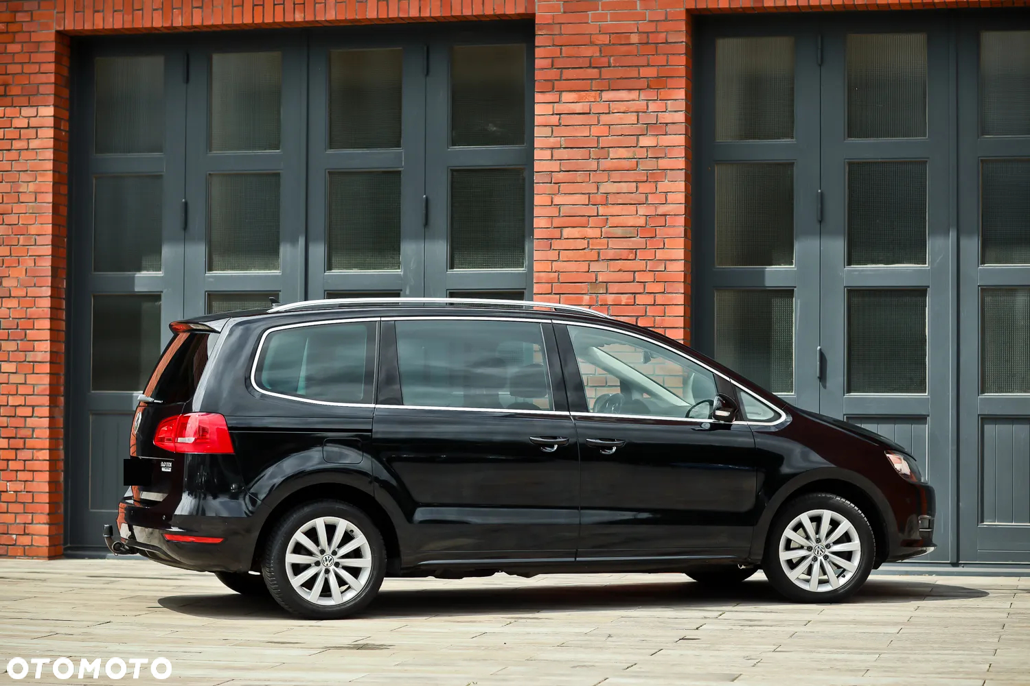 Volkswagen Sharan 2.0 TDI DSG BlueMotion Technology Highline - 17