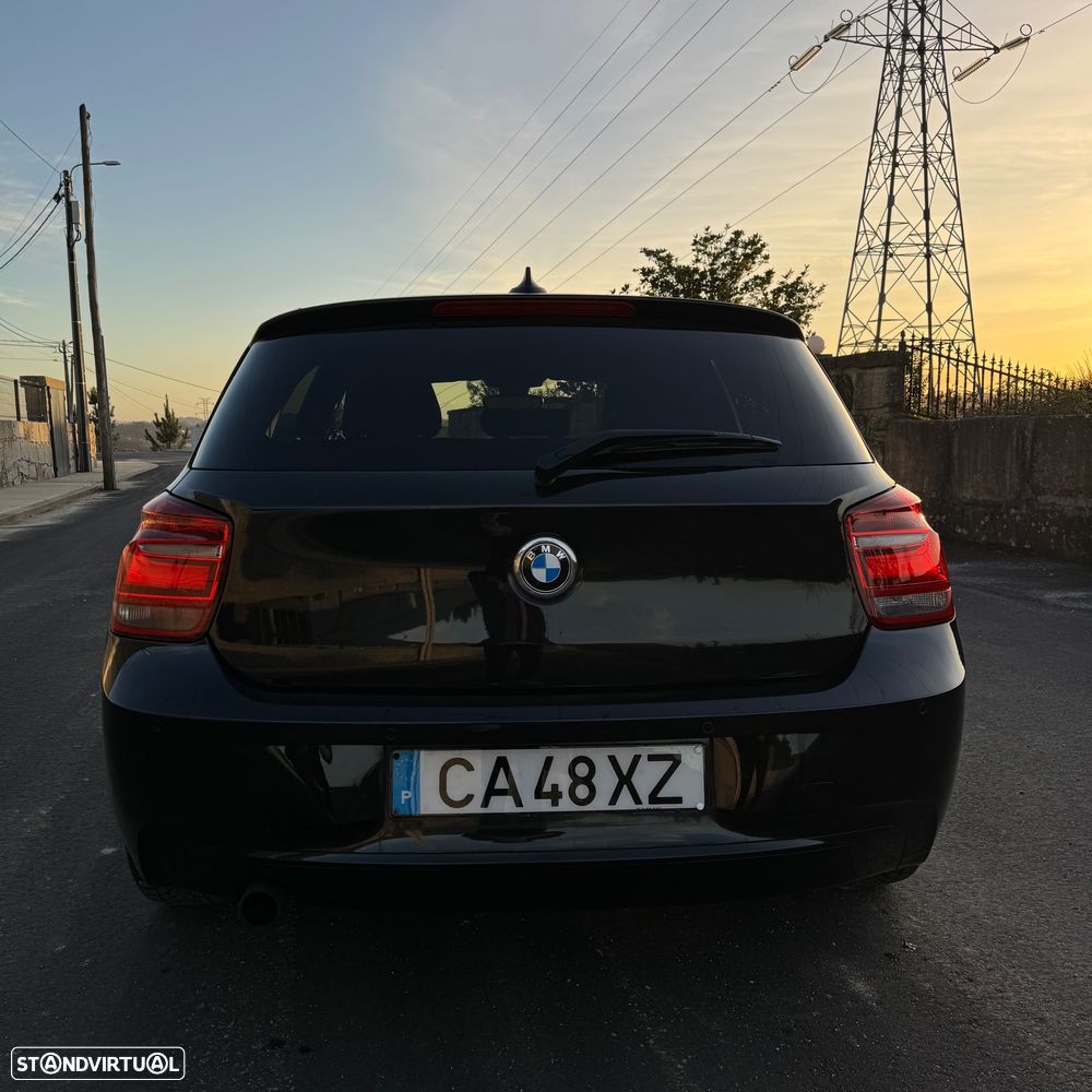 BMW 118 i Sport Line - 4