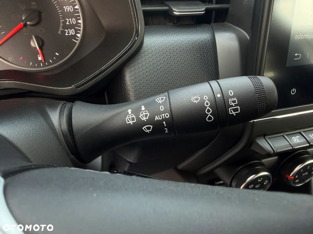 Renault Clio 1.0 TCe Equilibre - 26