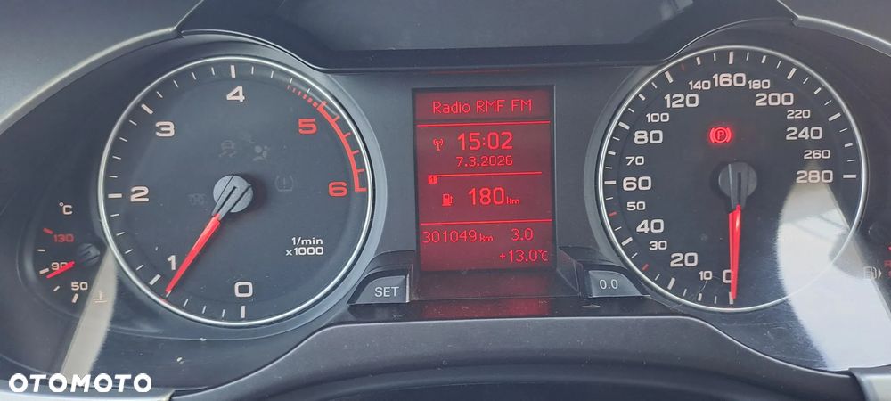 Audi A4 Avant 2.0 TDI - 9