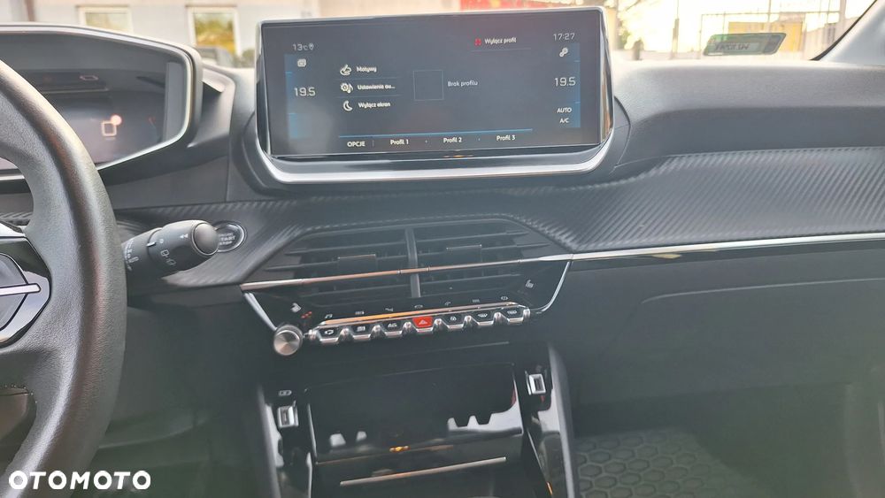 Peugeot 208 1.2 PureTech Allure S&S - 12