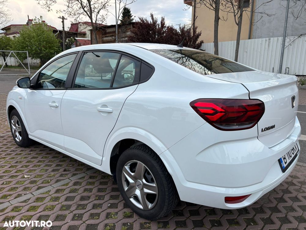 Dacia Logan TCe 90 Essential - 11