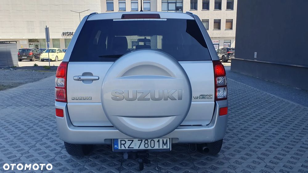 Suzuki Grand Vitara 2.0 De Luxe - 10