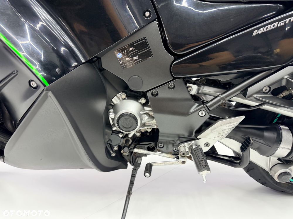 Kawasaki GTR - 30