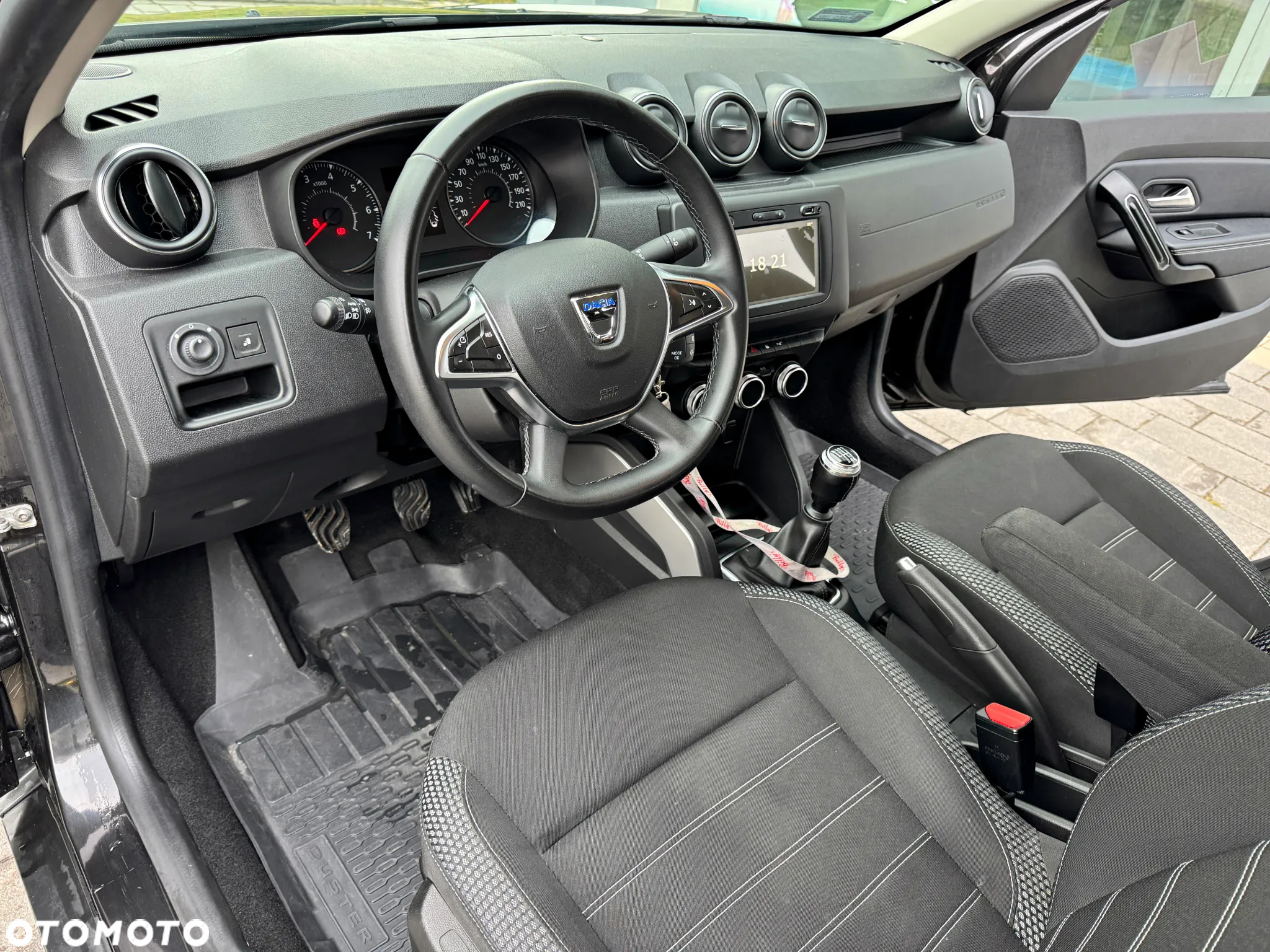 Dacia Duster 1.3 TCe FAP Prestige - 8