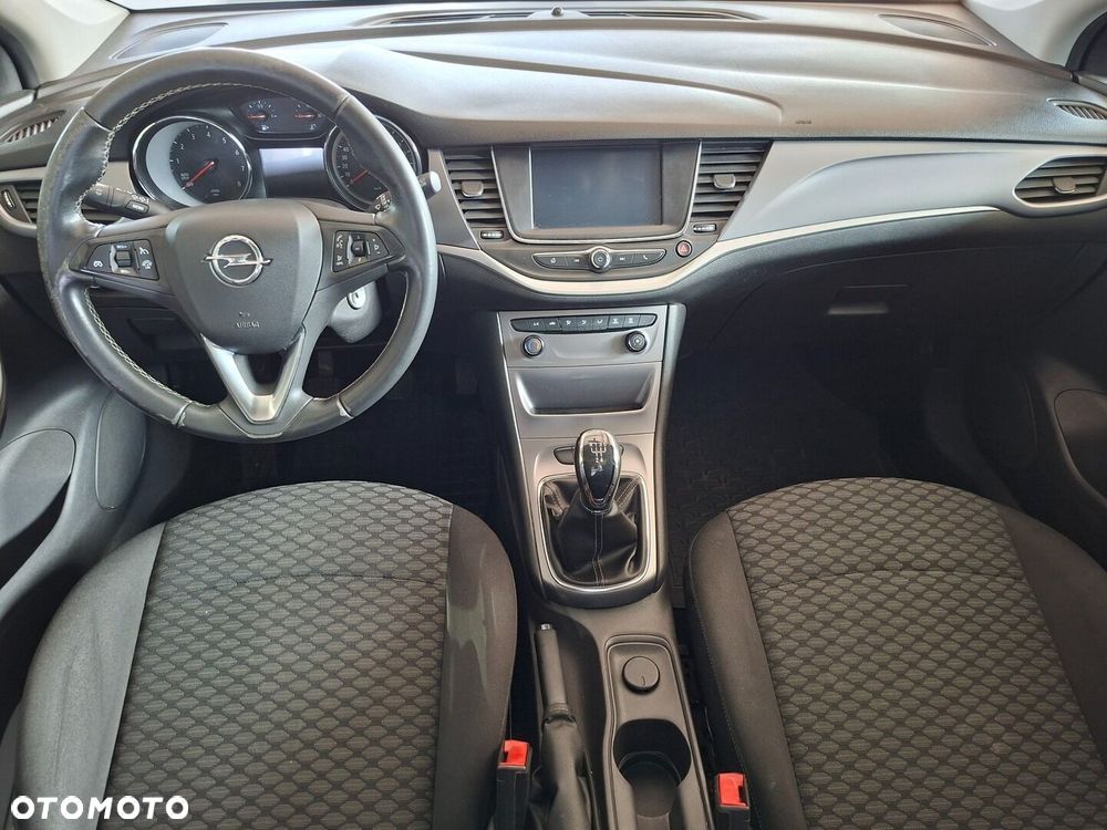 Opel Astra - 11