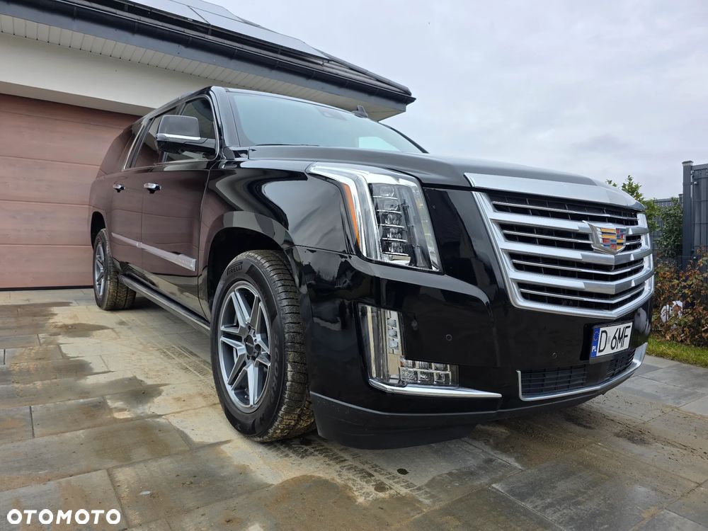 Cadillac Escalade 6.2 V8 ESV Platinum - 26