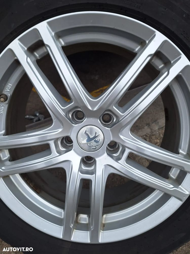 Peugeot 3008 1.5 BlueHDI S&S EAT8 GT-Line - 36