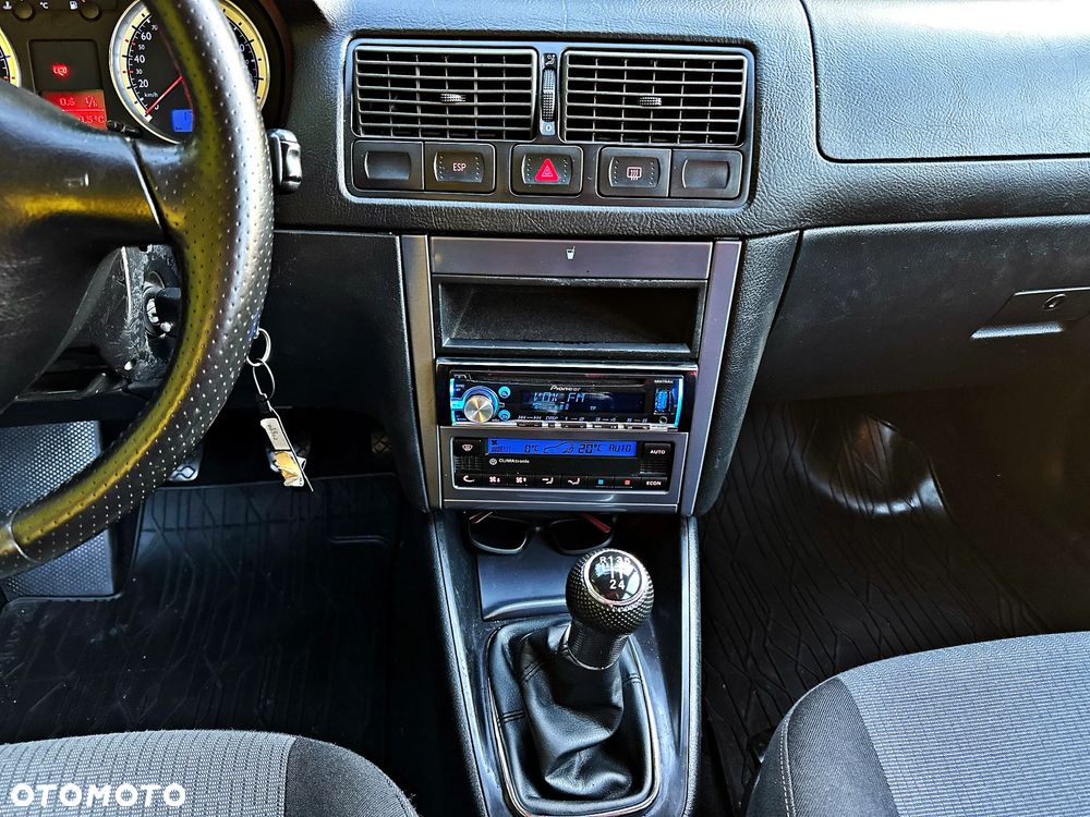 Volkswagen Golf Variant 1.6 Pacific - 26