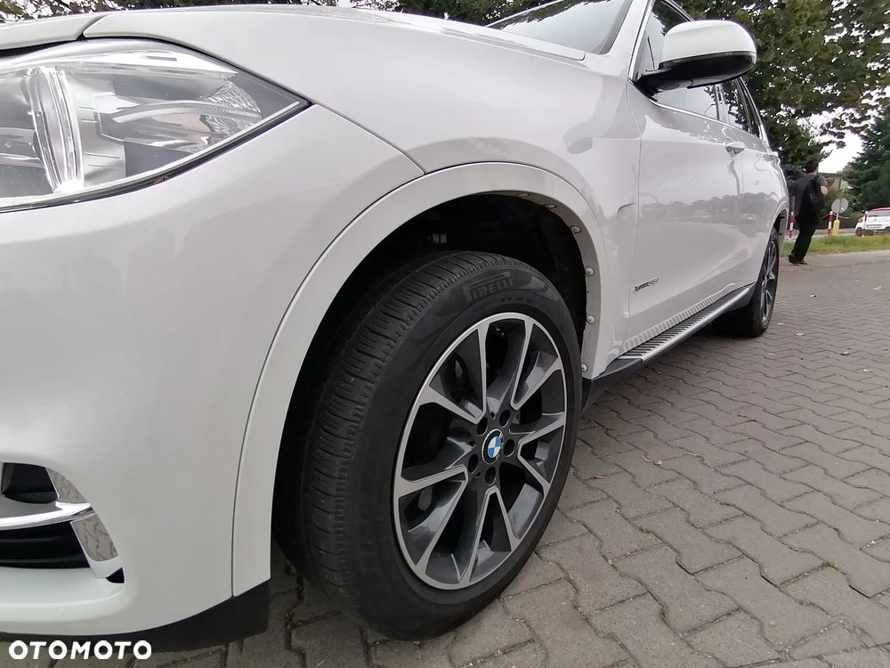 BMW X5 xDrive35i - 26