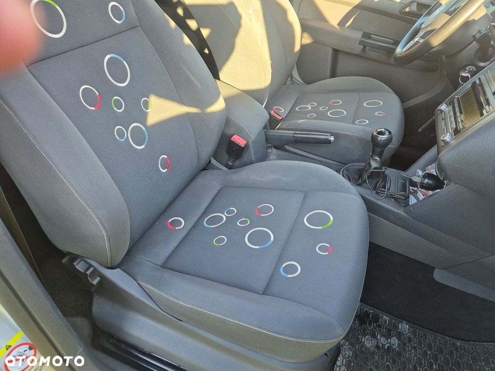Volkswagen Caddy Comfortline - 6