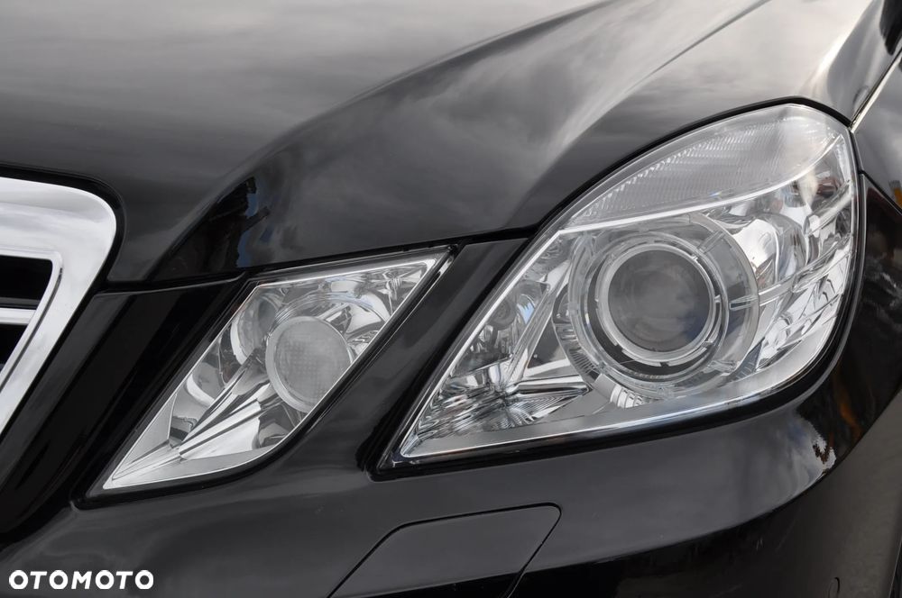 Mercedes-Benz Klasa E 250 CDI 4-Matic BlueEff Avantgarde - 9